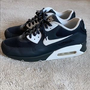 Air max essential 13